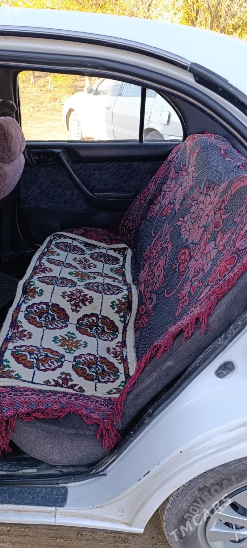 Toyota Corona 1994 - 60 000 TMT - Магданлы - img 2