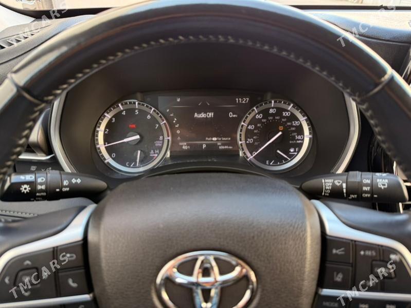 Toyota Highlander 2022 - 580 000 TMT - Ашхабад - img 3