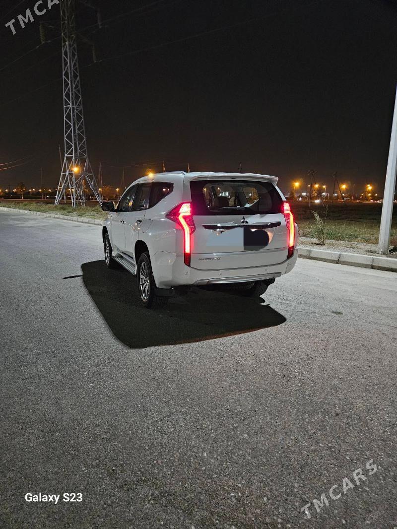 Mitsubishi Montero Sport 2019 - 360 000 TMT - Ялкым - img 4