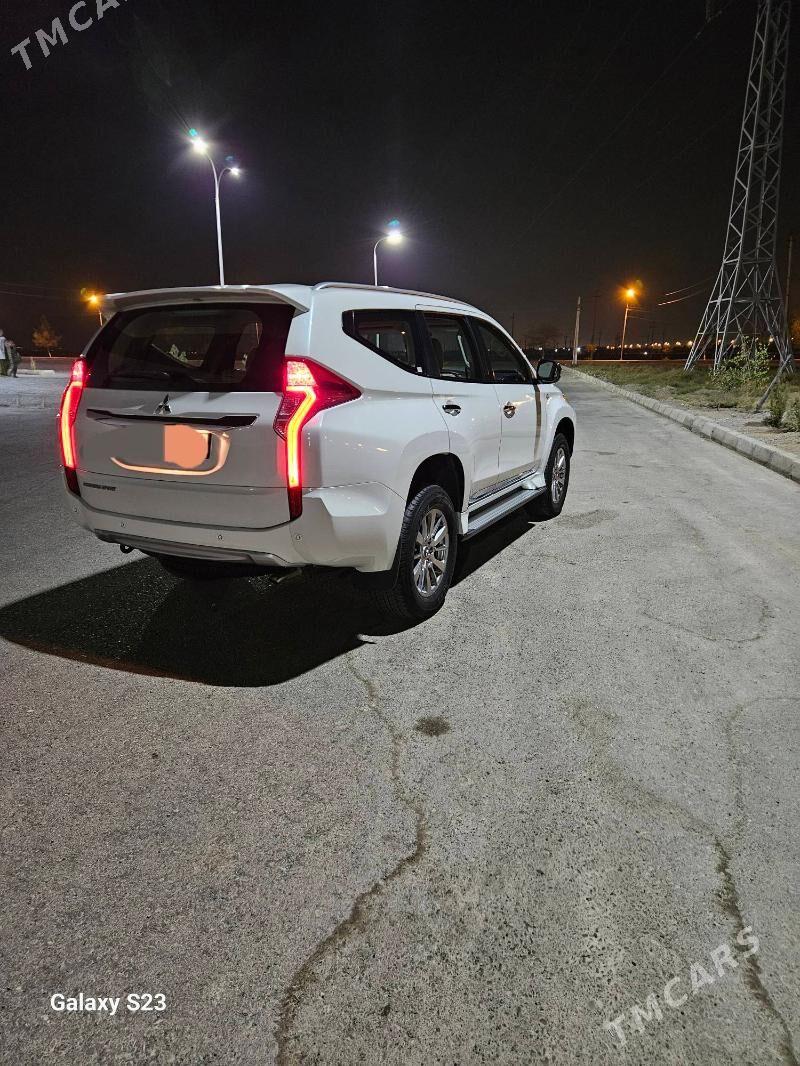 Mitsubishi Montero Sport 2019 - 360 000 TMT - Ялкым - img 3