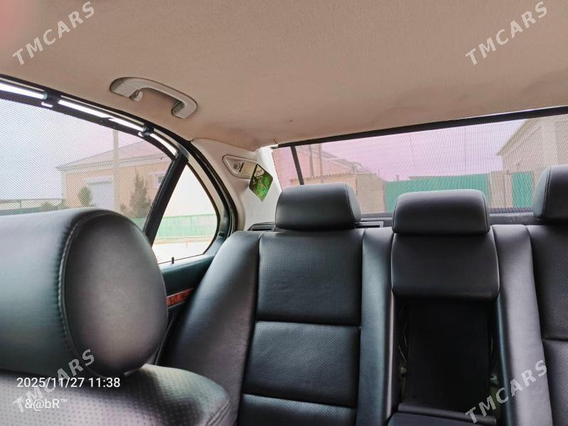 BMW 525 2002 - 130 000 TMT - Hazar - img 5