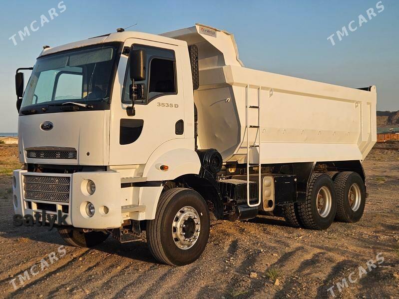 Ford Cargo 3535D 2013 - 600 000 TMT - Туркменбаши - img 1