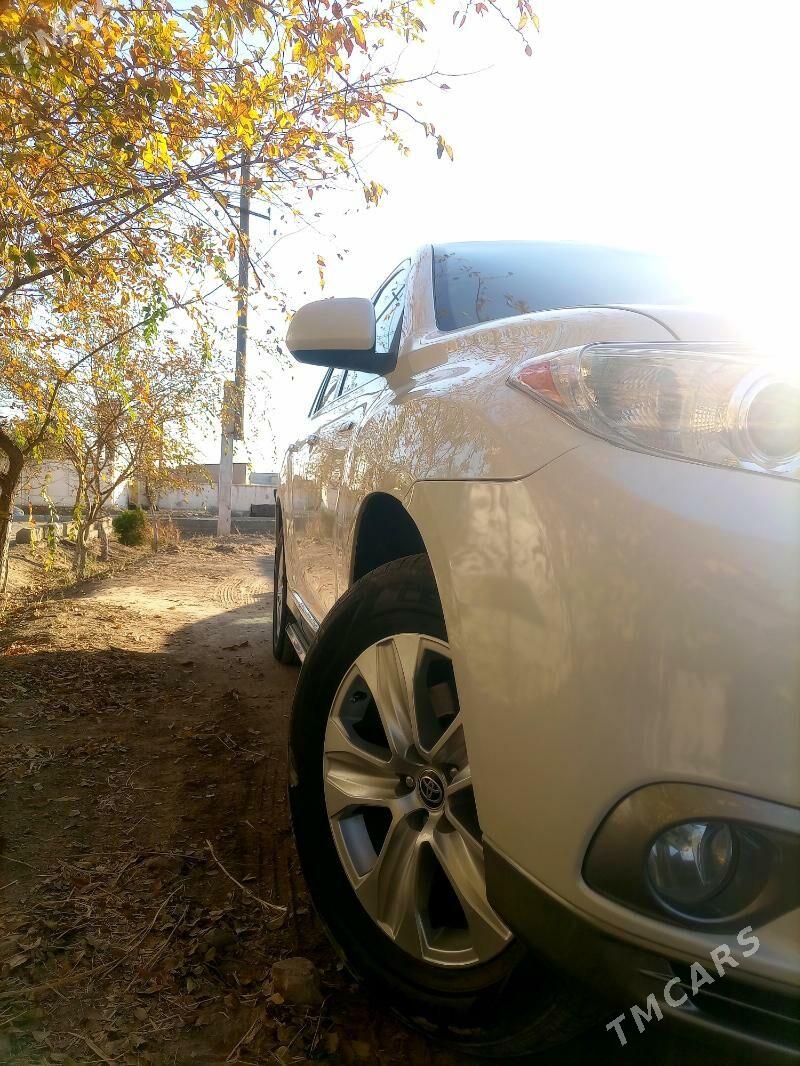 Toyota Highlander 2012 - 350 000 TMT - Köneürgenç - img 2