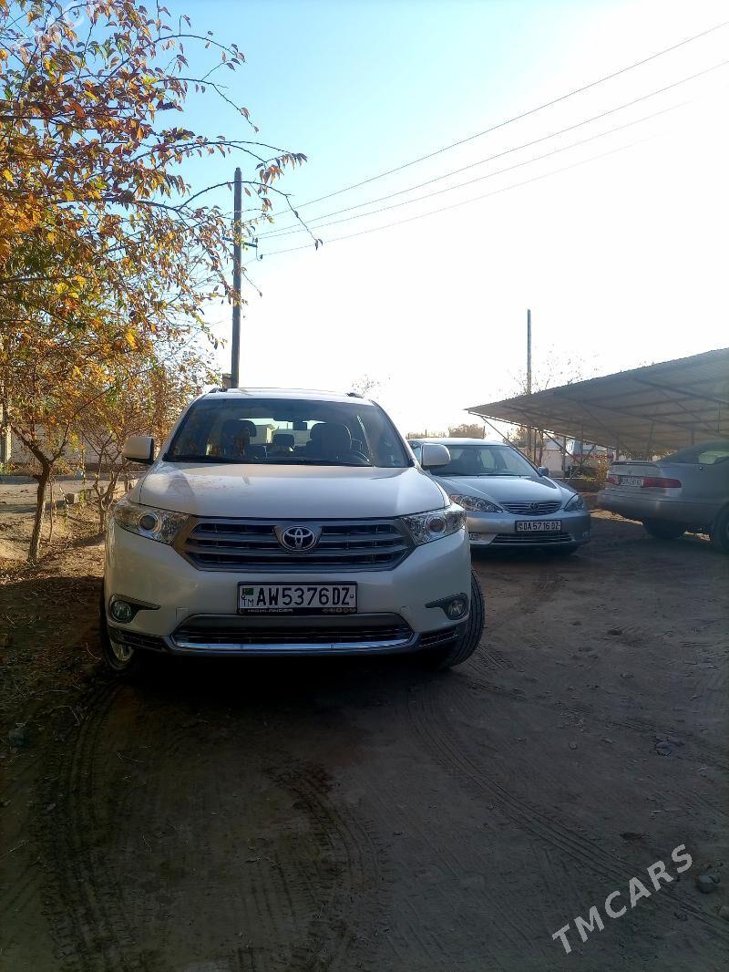 Toyota Highlander 2012 - 350 000 TMT - Köneürgenç - img 3