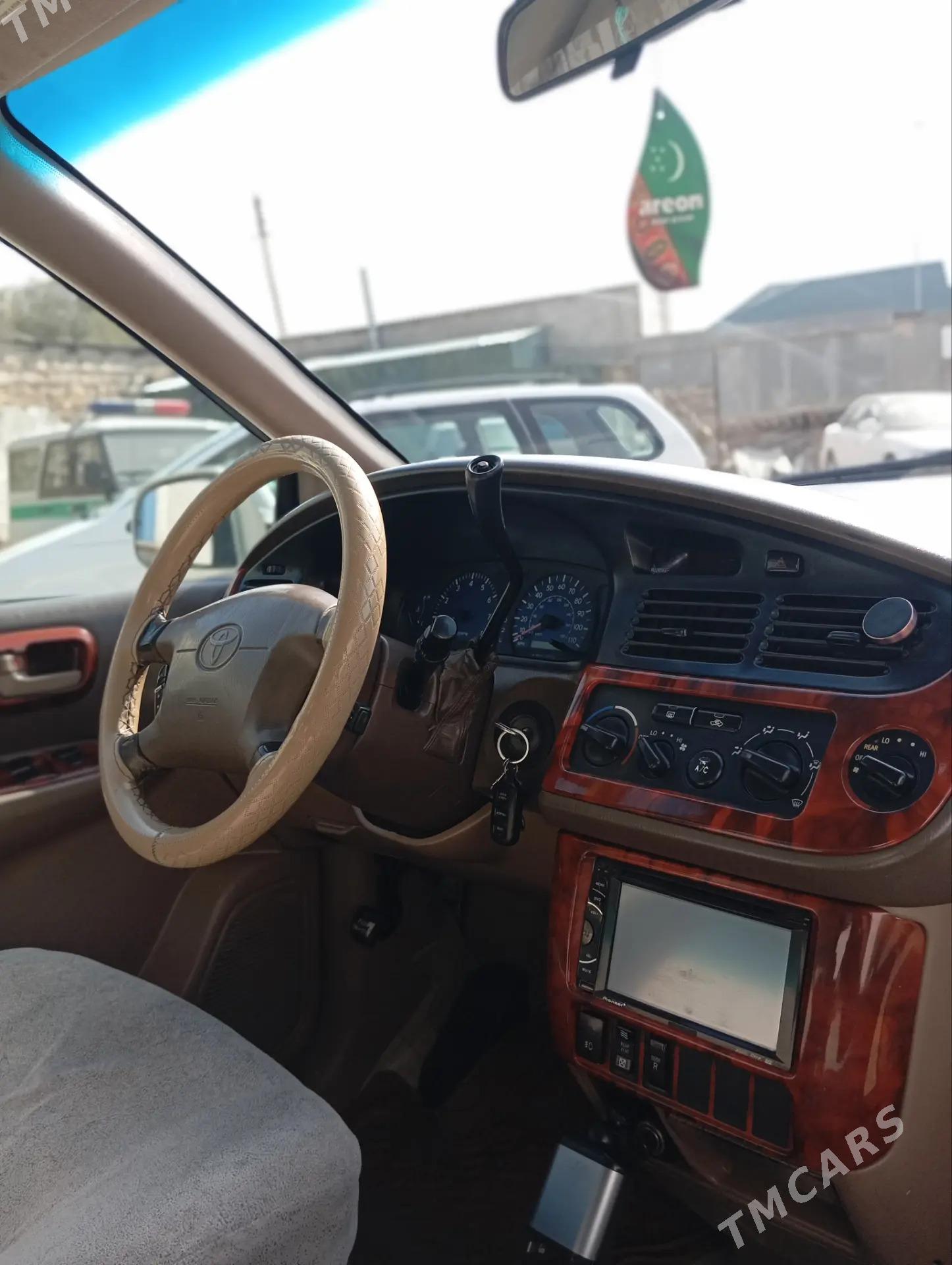 Toyota Sienna 2004 - 170 000 TMT - Туркменбаши - img 2