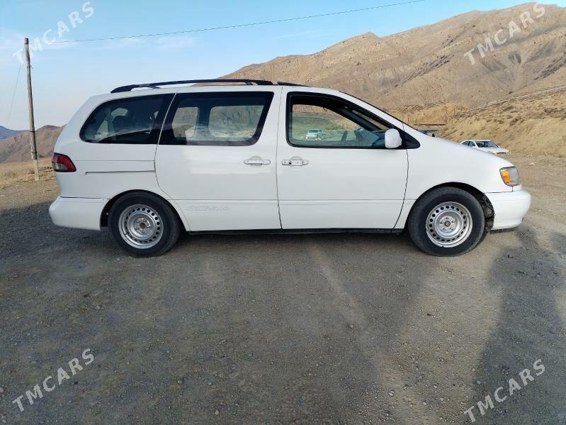 Toyota Sienna 2002 - 150 000 TMT - Ашхабад - img 2