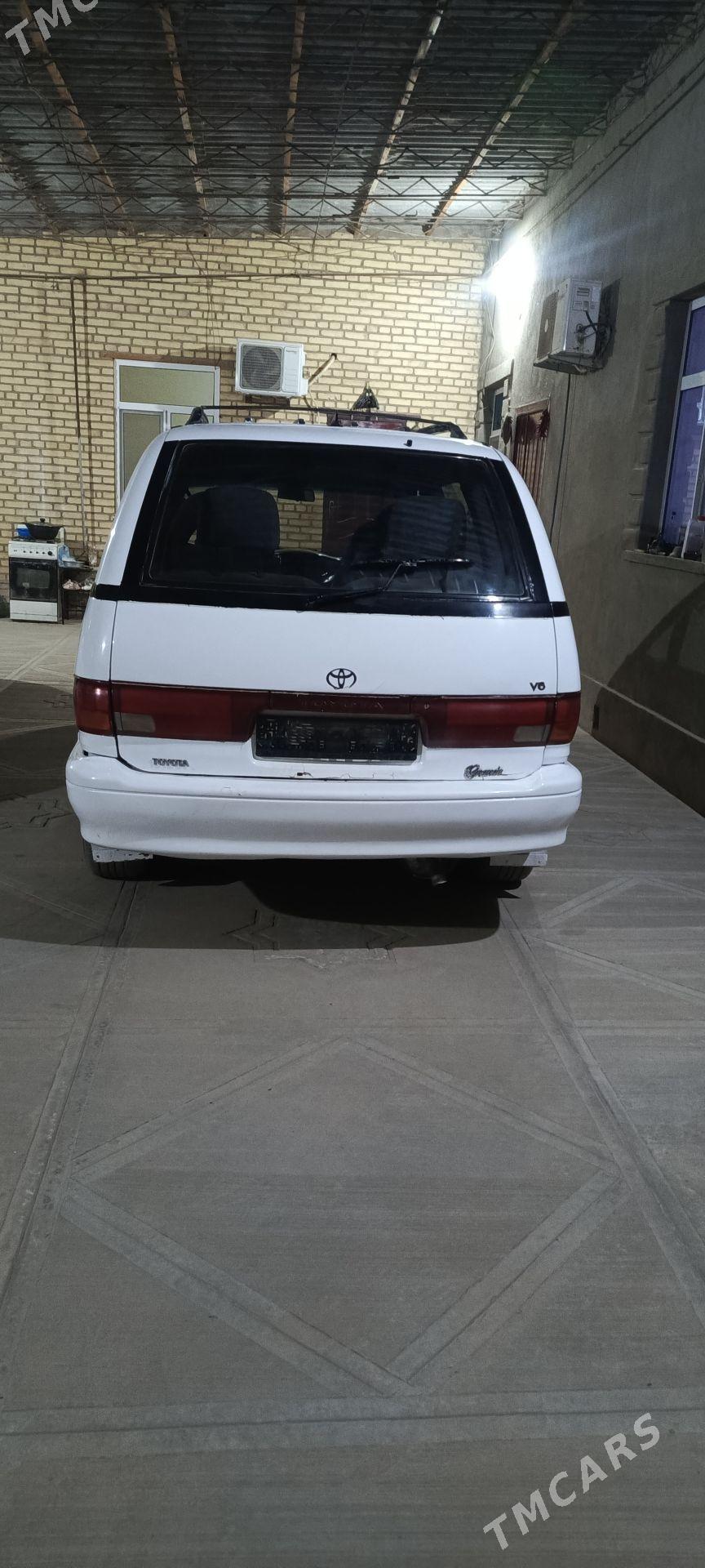 Toyota Previa 1993 - 70 000 TMT - Халач - img 3