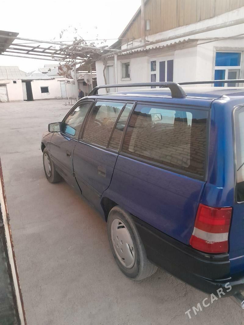 Opel Astra 1992 - 34 000 TMT - Байрамали - img 2