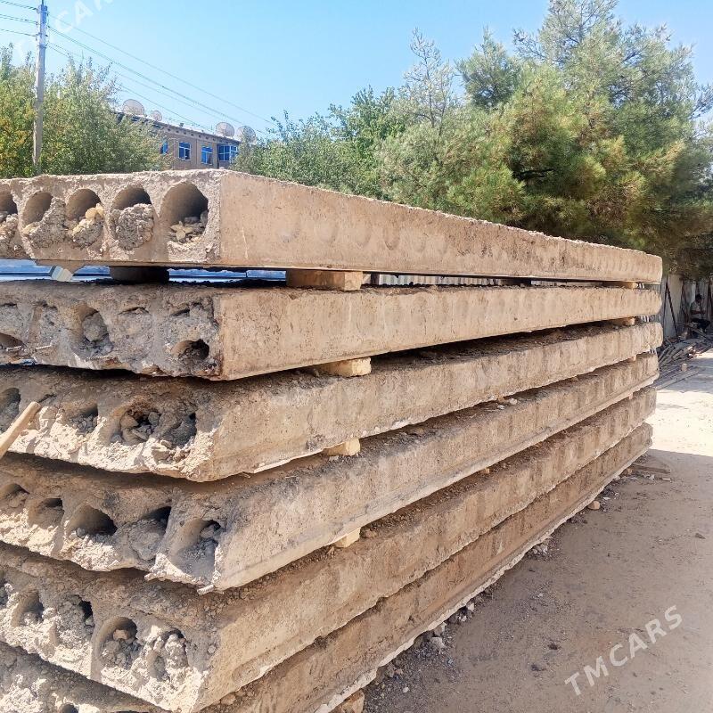 Beton plite bar - Ýaşlyk - img 2