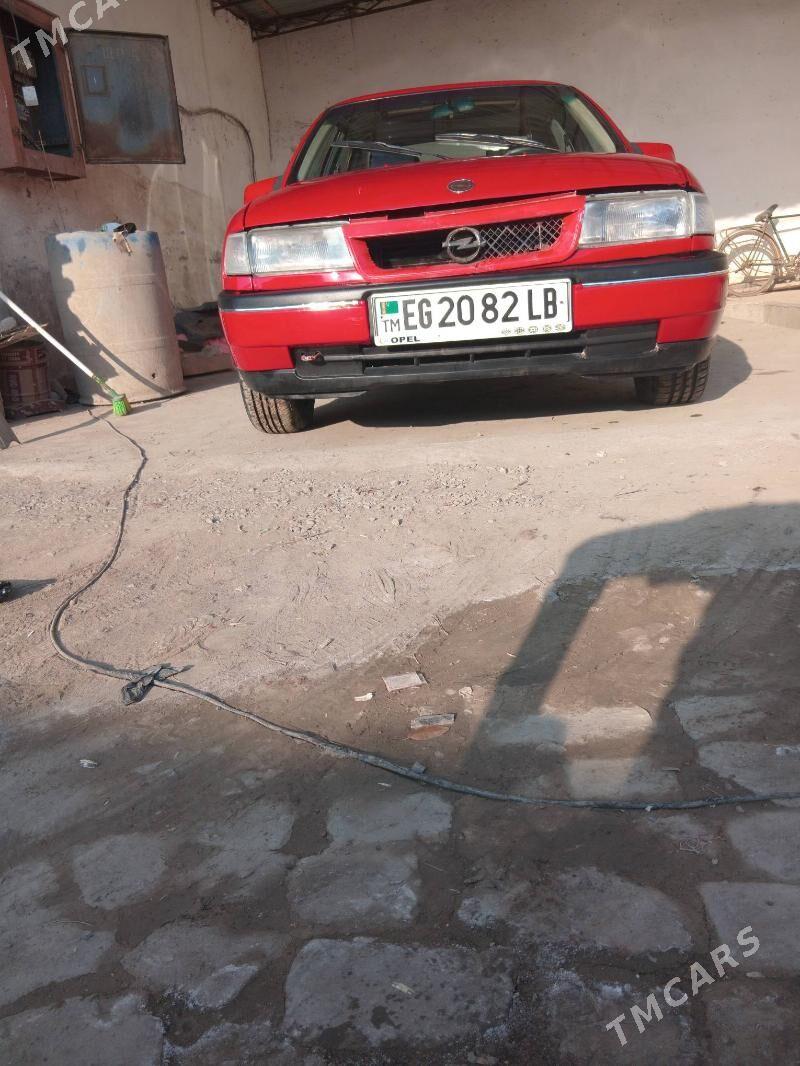 Opel Vectra 1991 - 25 000 TMT - Farap - img 5