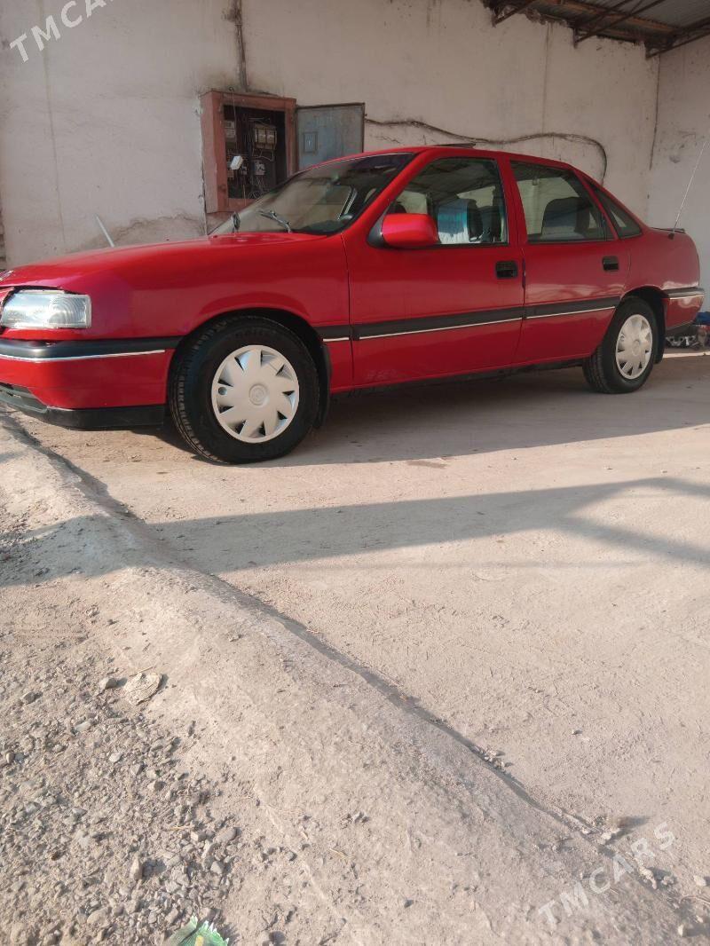 Opel Vectra 1991 - 25 000 TMT - Farap - img 1