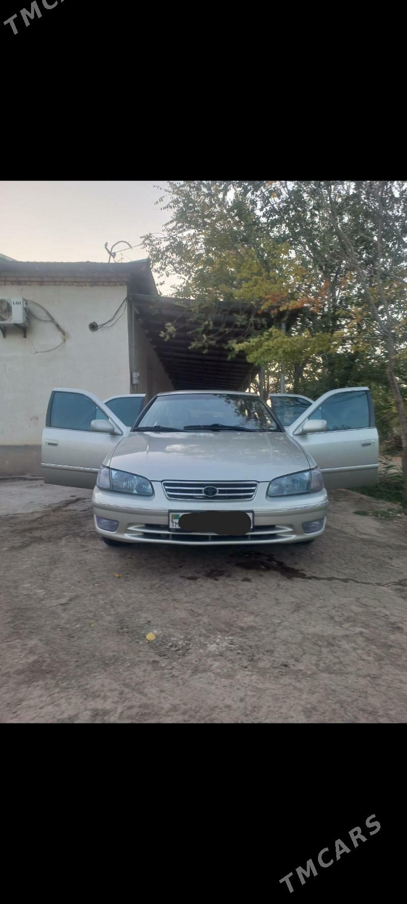 Toyota Camry 2001 - 170 000 TMT - Кёнеургенч - img 2