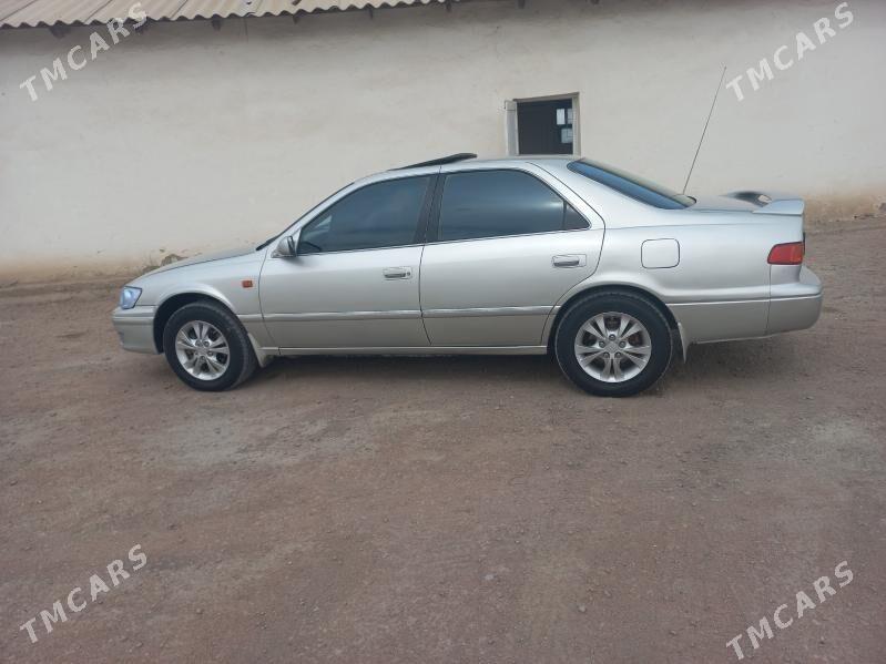 Toyota Camry 2001 - 170 000 TMT - Кёнеургенч - img 8
