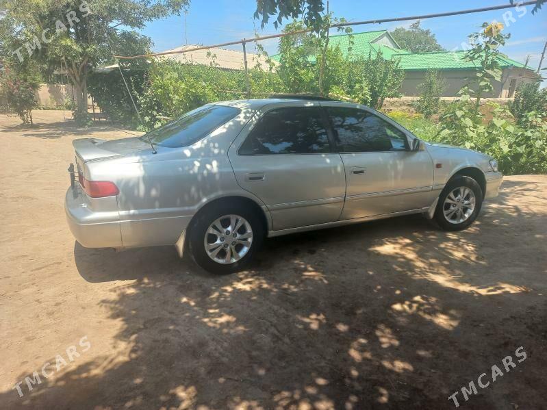 Toyota Camry 2001 - 170 000 TMT - Кёнеургенч - img 7
