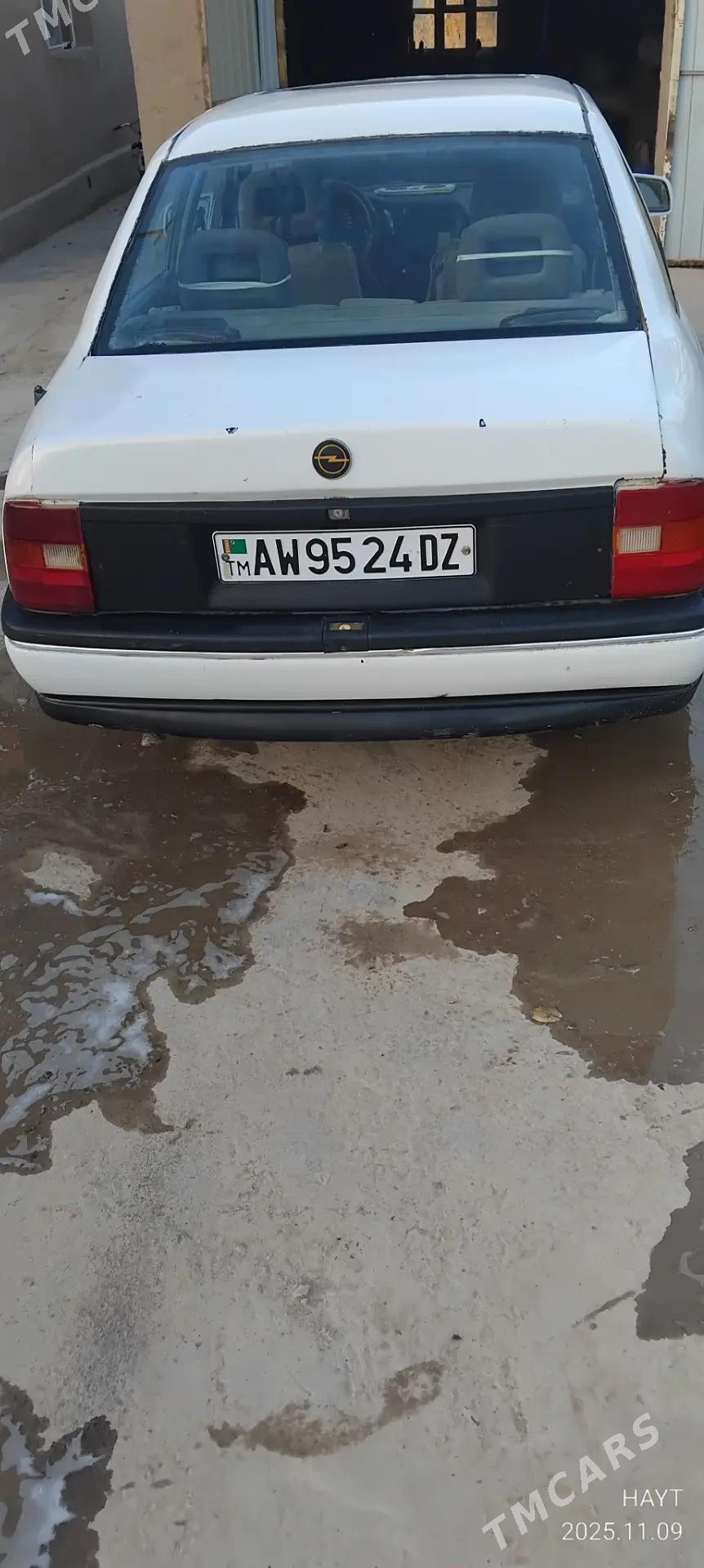 Opel Vectra 1989 - 26 000 TMT - Гороглы (Тагта) - img 2