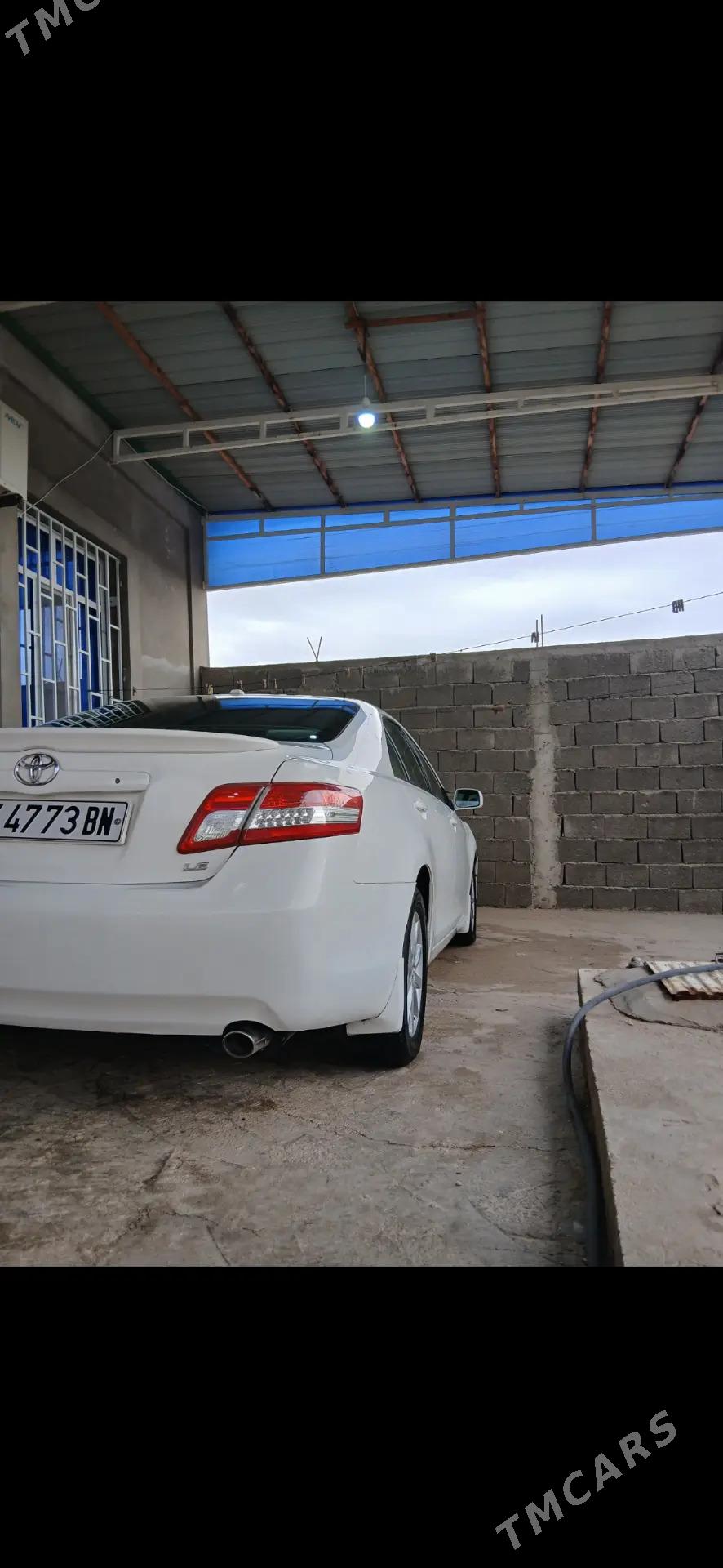 Toyota Camry 2010 - 230 000 TMT - Балканабат - img 2