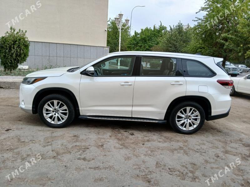 Toyota Highlander 2019 - 480 000 TMT - Дашогуз - img 1