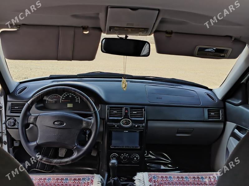 Lada Priora 2014 - 95 000 TMT - Türkmenbaşy - img 5