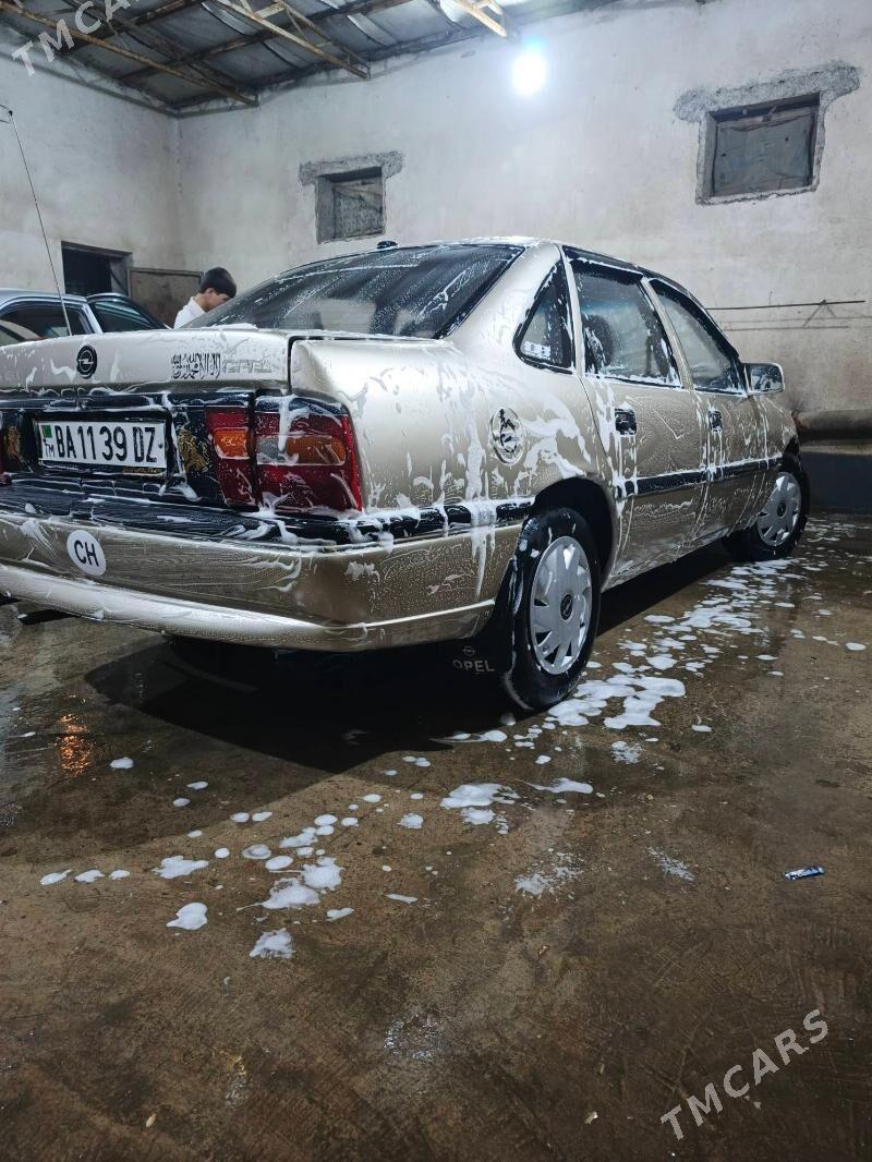 Opel Vectra 1993 - 42 000 TMT - Gubadag - img 5
