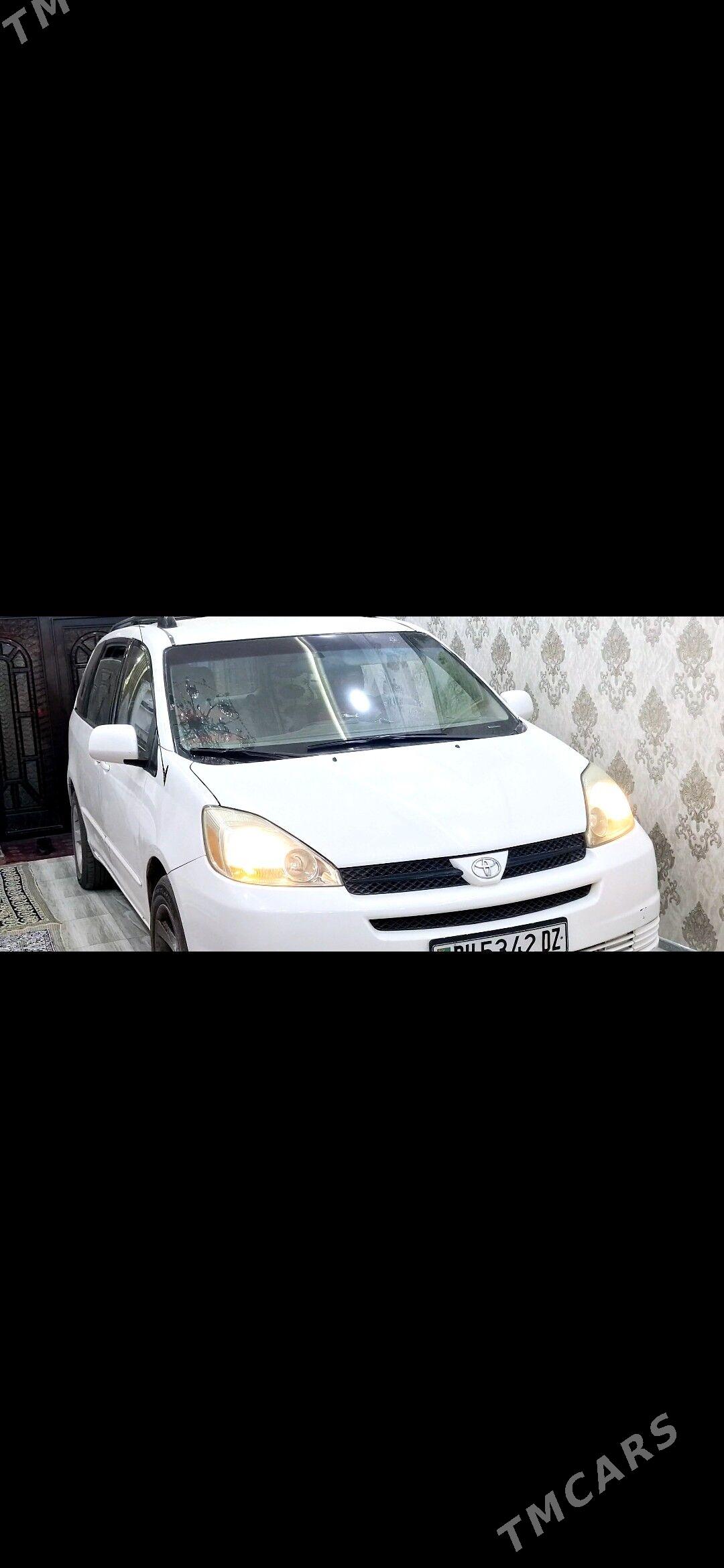 Toyota Sienna 2004 - 200 000 TMT - Дашогуз - img 5