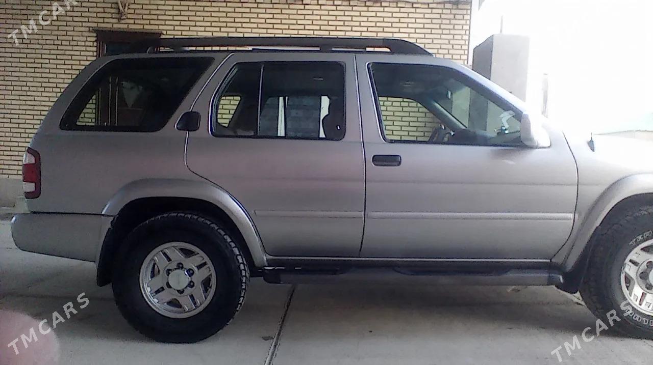 Nissan Pathfinder 2002 - 137 000 TMT - Бахарден - img 4