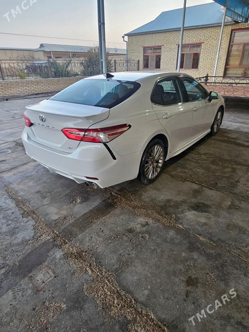 Toyota Camry 2020 - 320 000 TMT - Baýramaly - img 4