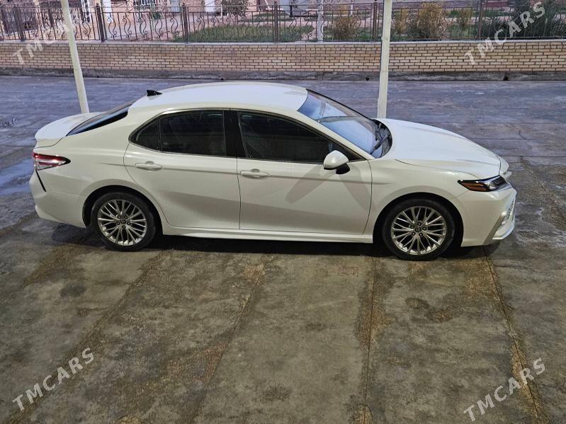 Toyota Camry 2020 - 320 000 TMT - Baýramaly - img 6