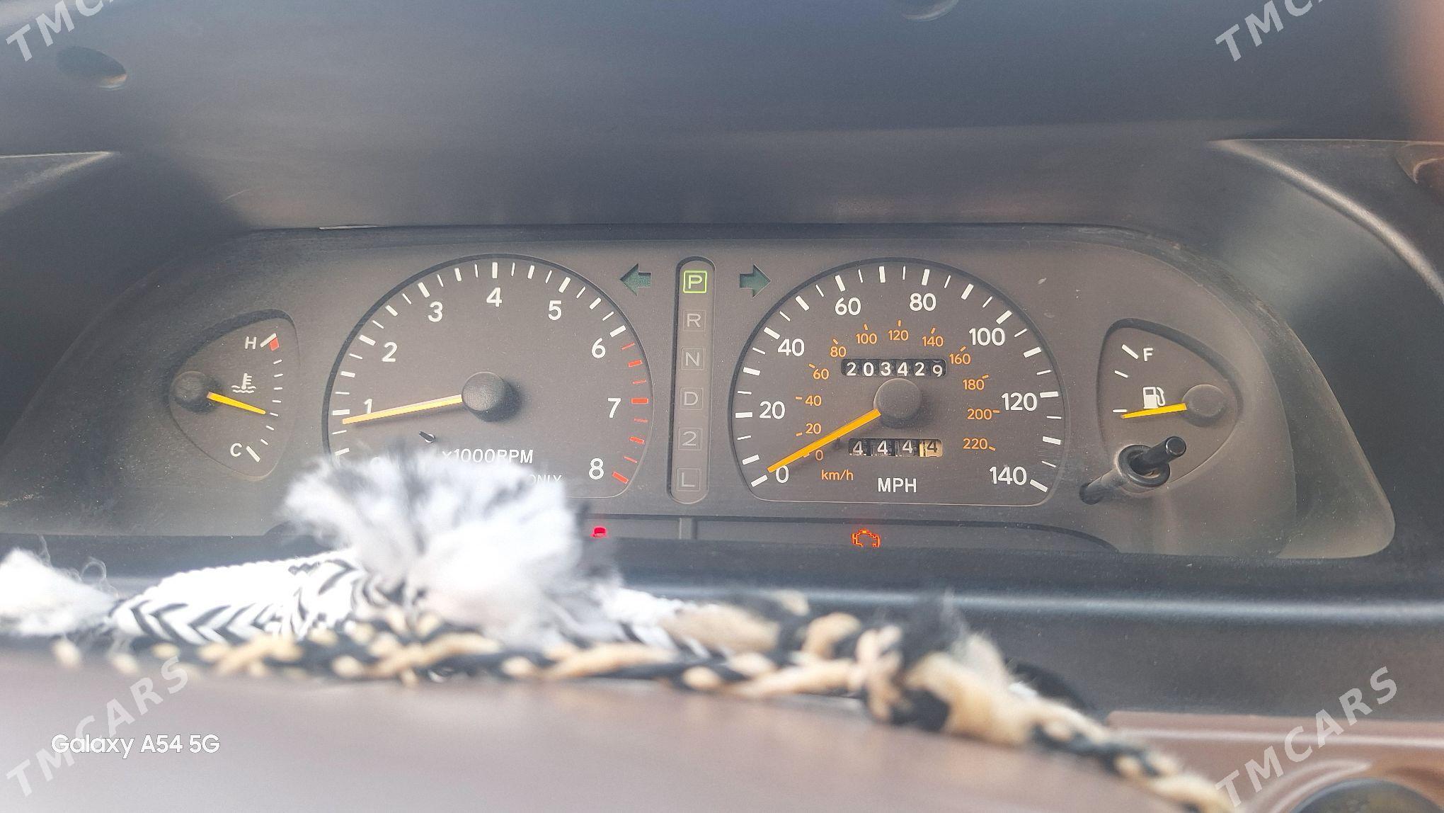 Toyota Avalon 1996 - 160 000 TMT - Теджен - img 7