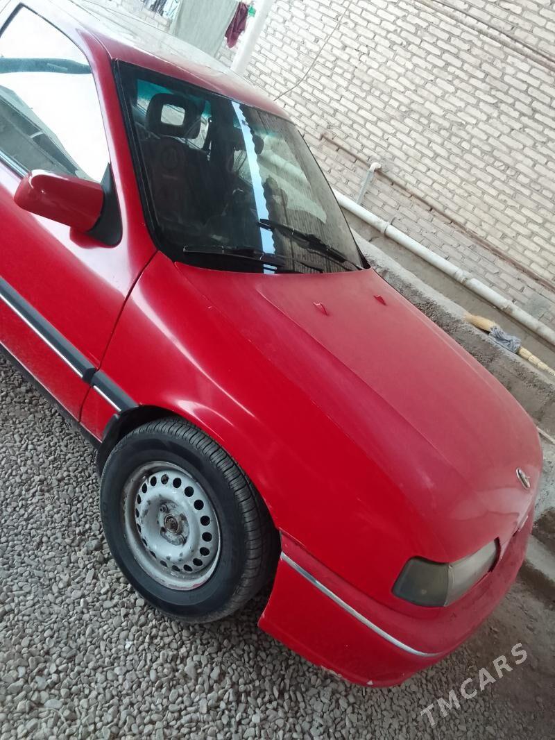 Opel Vectra 1992 - 30 000 TMT - Mary - img 2
