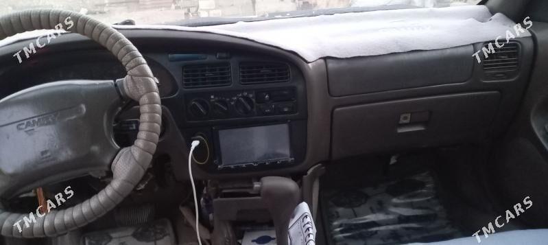 Toyota Camry 1995 - 82 000 TMT - Балканабат - img 5