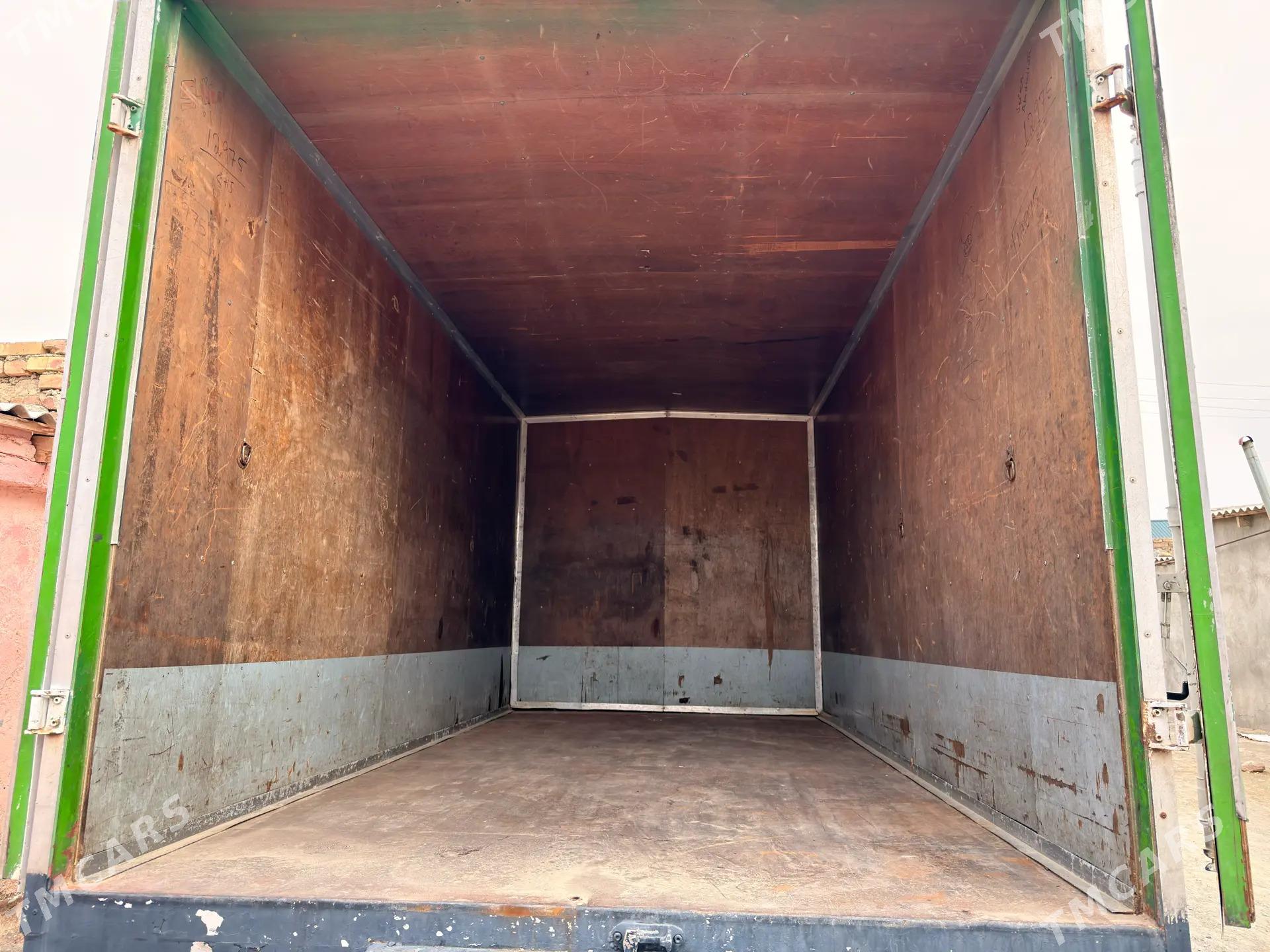 Mitsubishi Canter 2014 - 410 000 TMT - Берекет - img 2