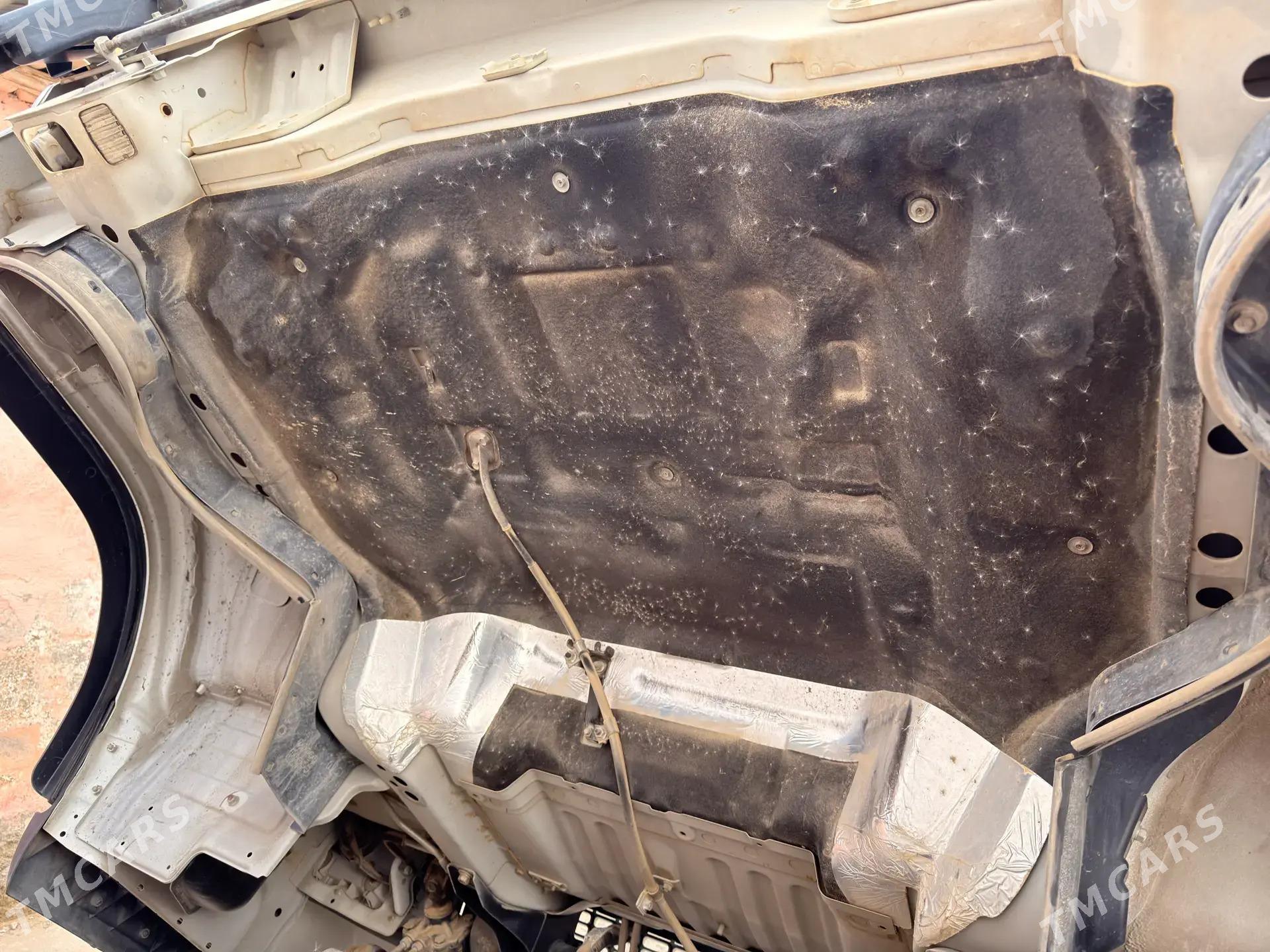 Mitsubishi Canter 2014 - 410 000 TMT - Берекет - img 4