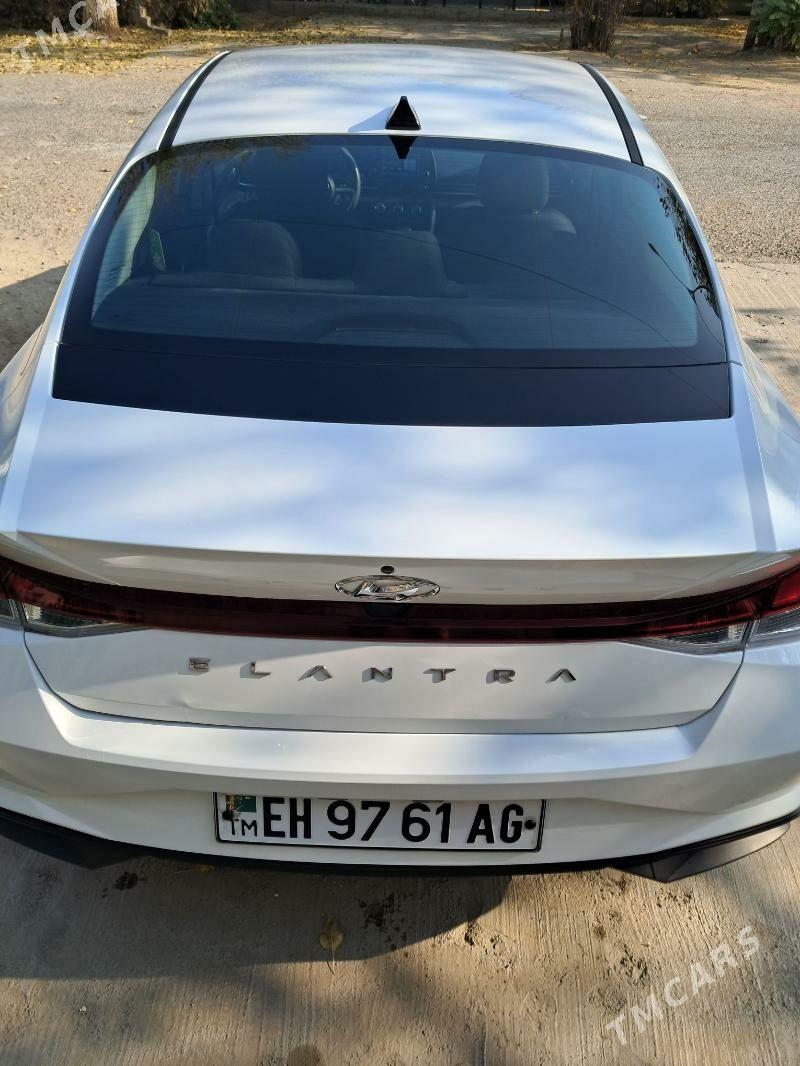 Hyundai Elantra 2021 - 265 000 TMT - 11 мкр - img 6