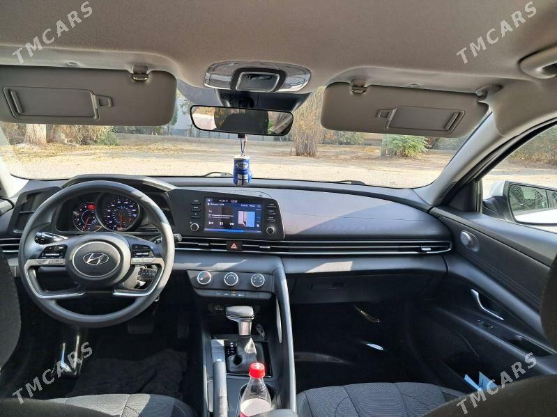 Hyundai Elantra 2021 - 265 000 TMT - 11 мкр - img 4