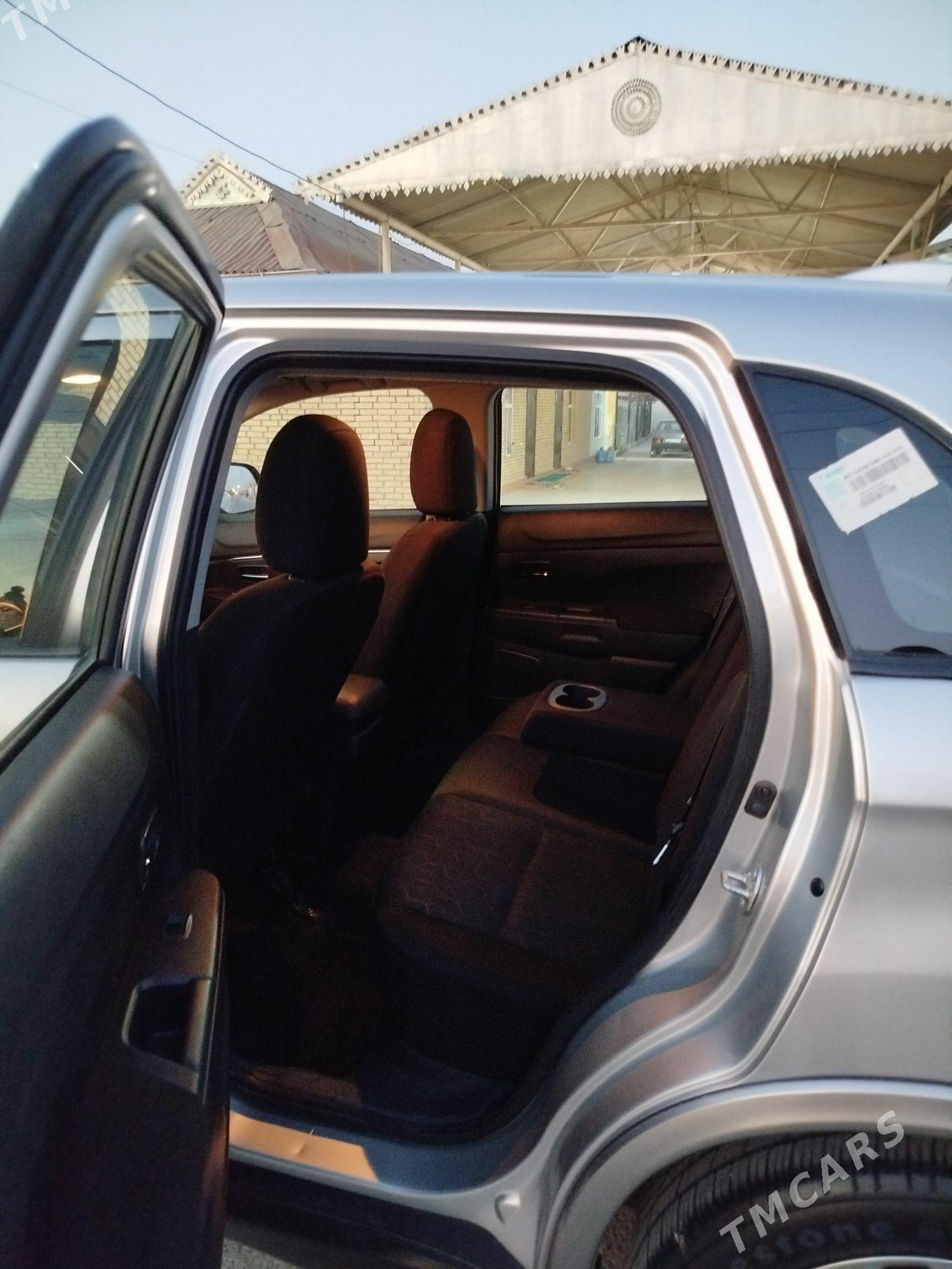 Mitsubishi Outlander Sport 2020 - 250 000 TMT - Бузмеин - img 9