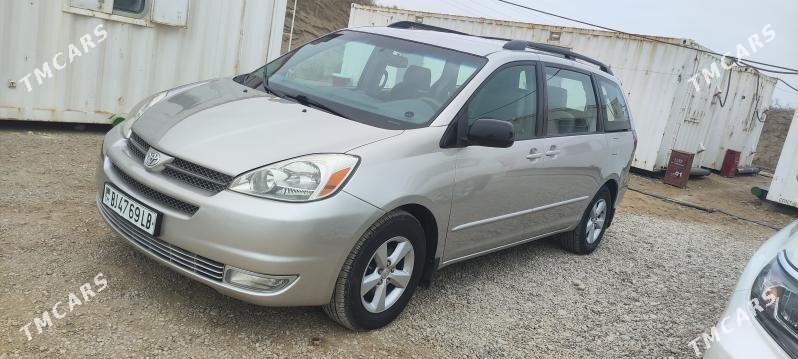 Toyota Sienna 2005 - 260 000 TMT - Туркменабат - img 4