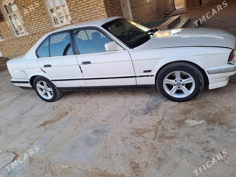 BMW 525 1989 - 55 000 TMT - Мары - img 3