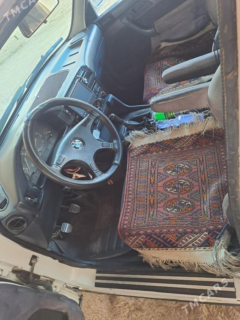 BMW 525 1989 - 55 000 TMT - Мары - img 6