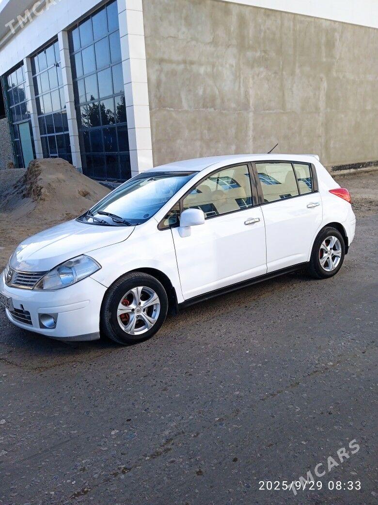 Nissan Versa 2010 - 92 000 TMT - Кака - img 1