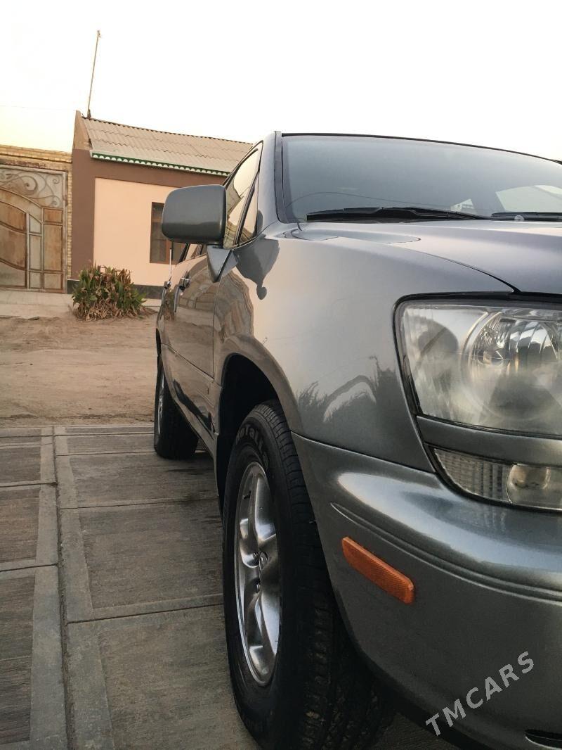 Lexus RX 300 2002 - 250 000 TMT - Kerki - img 3