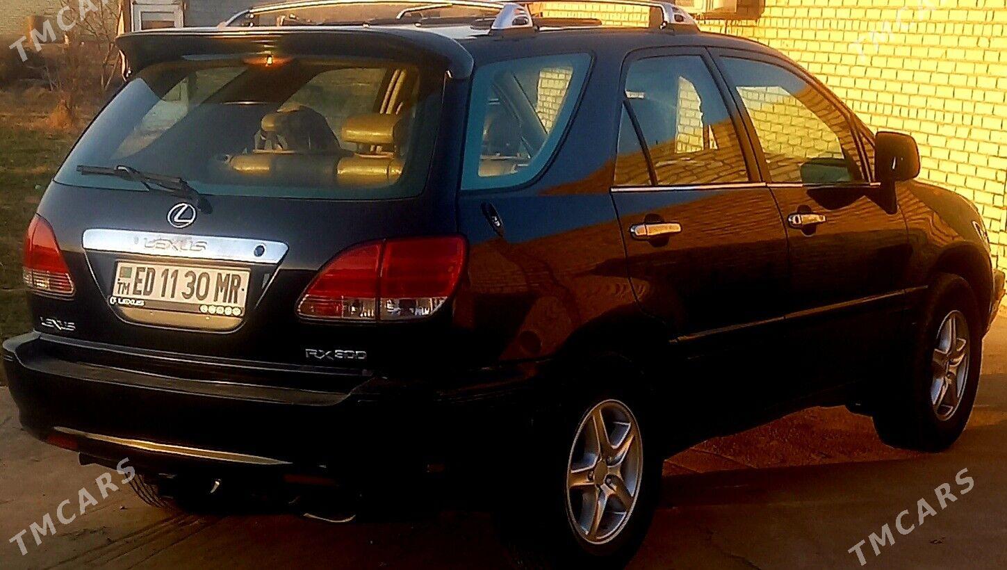 Lexus RX 300 2000 - 170 000 TMT - Мургап - img 5