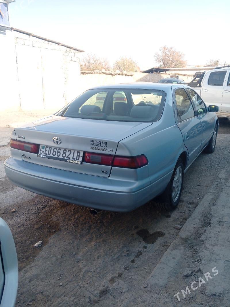 Toyota Camry 1998 - 133 000 TMT - Магданлы - img 2