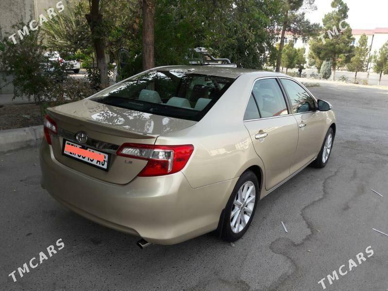 Toyota Camry 2012 - 225 000 TMT - 10 мкр - img 2