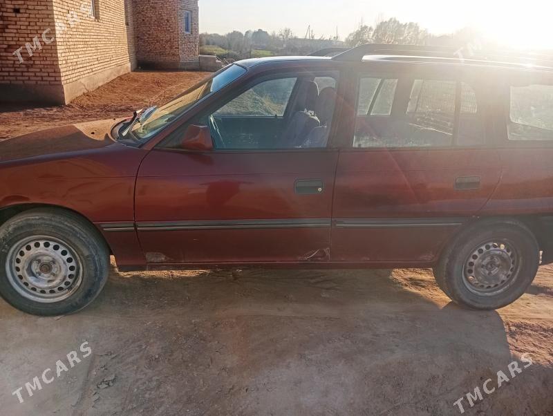 Opel Astra 1992 - 30 000 TMT - Шабатский этрап - img 1