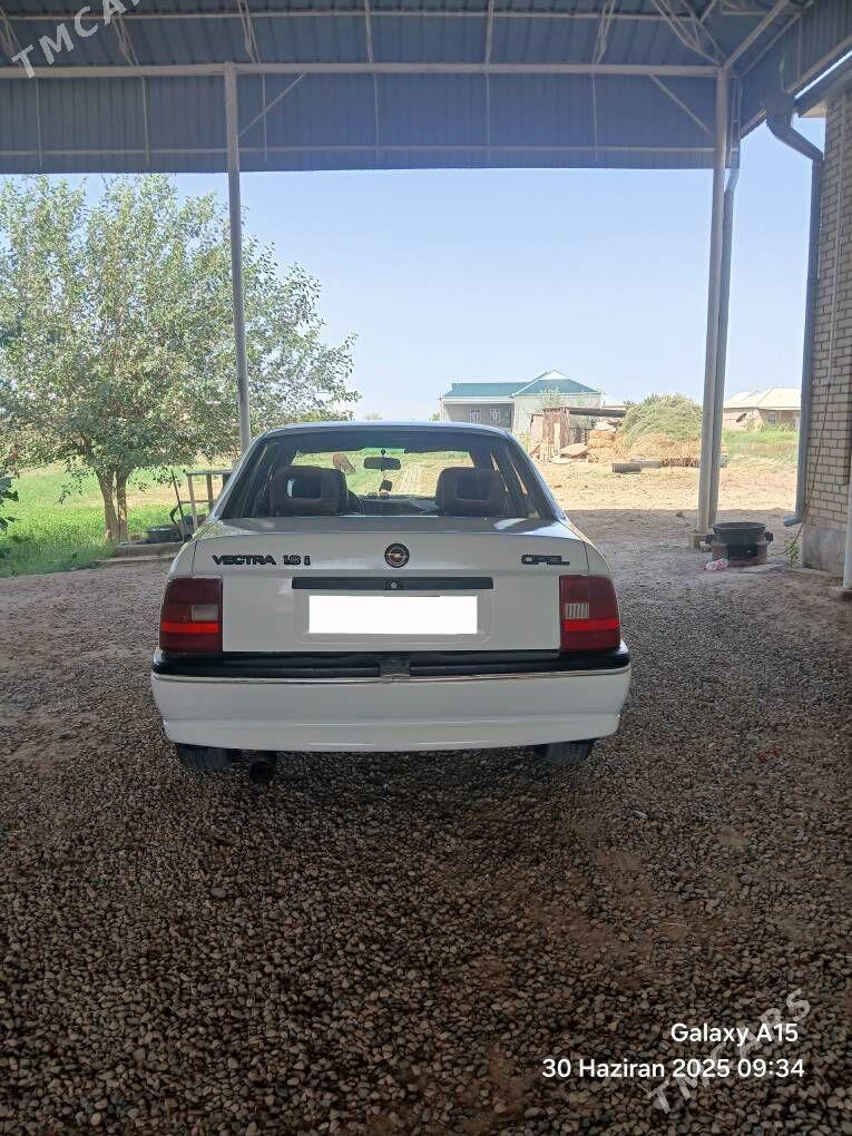 Opel Vectra 1991 - 27 000 TMT - Sakarçäge - img 2