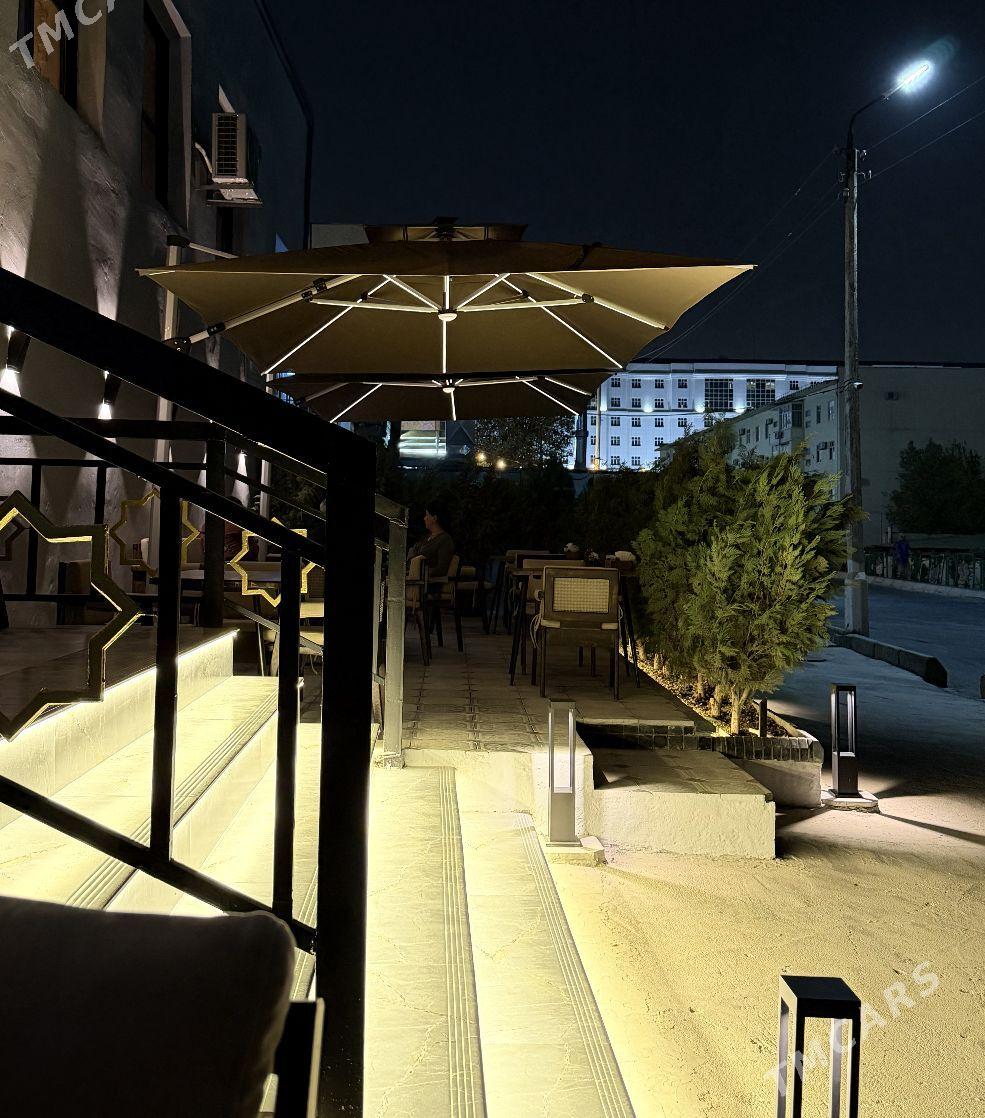 Требуются официанты - Howdan "B" - img 2