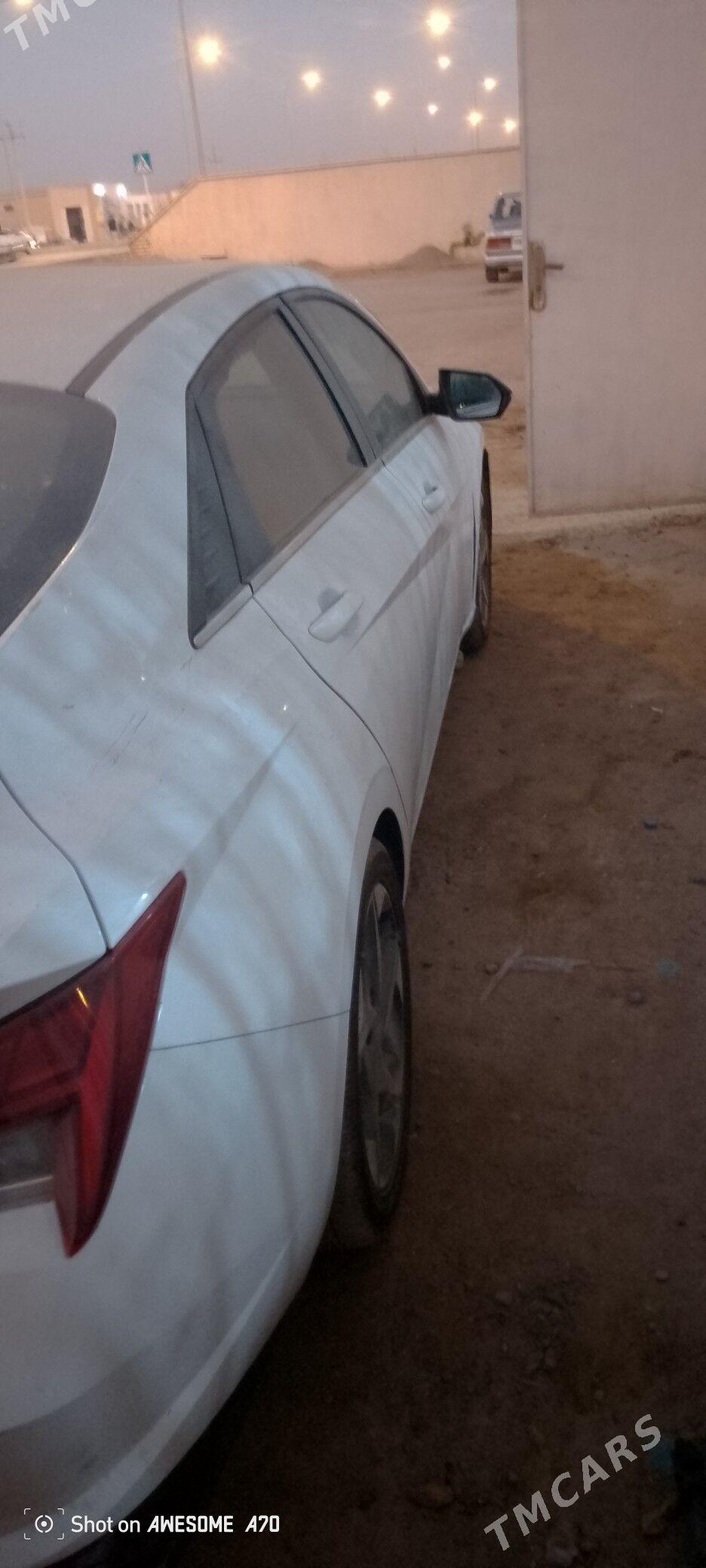 Hyundai Elantra 2021 - 230 000 TMT - Mary - img 2