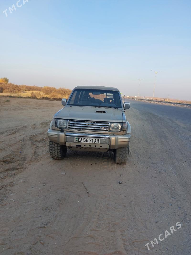 Mitsubishi Pajero 1992 - 40 000 TMT - Теджен - img 1