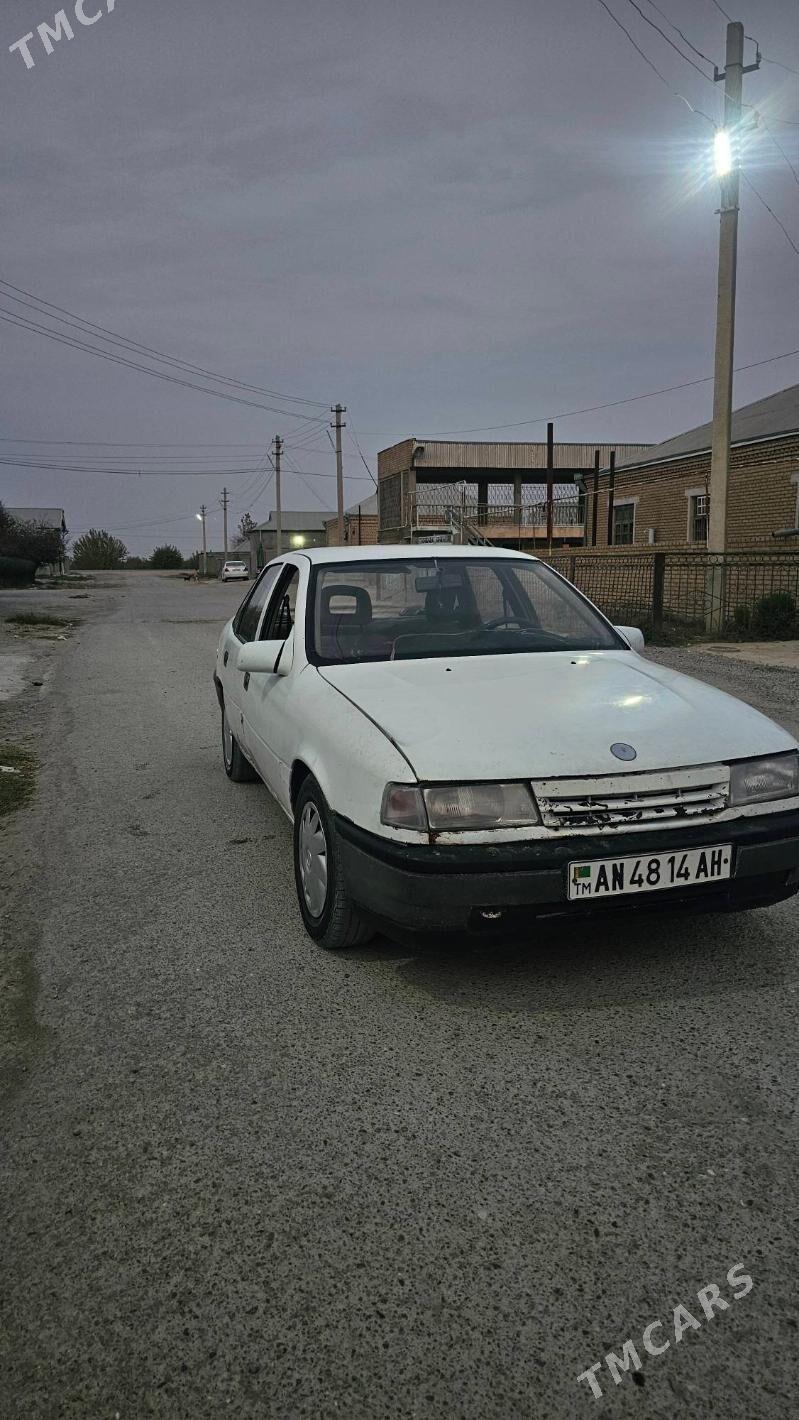 Opel Vectra 1991 - 22 000 TMT - Бахарден - img 3