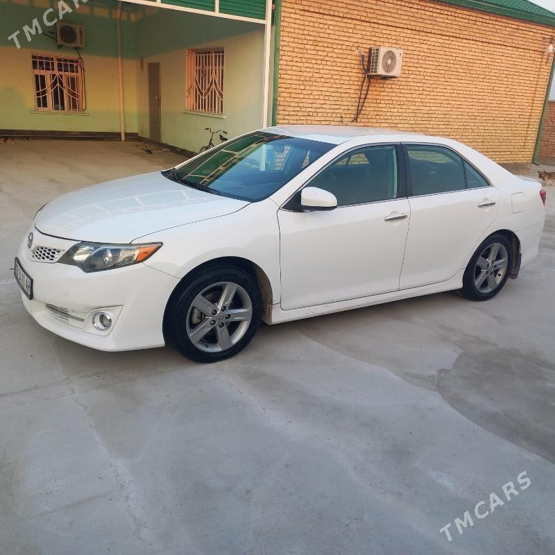 Toyota Camry 2012 - 225 000 TMT - Кака - img 2